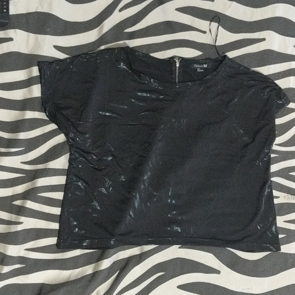 Oversized black shirt
